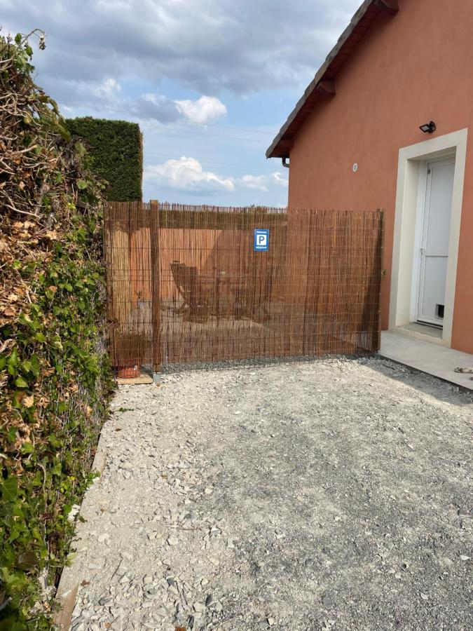Appartement Bienvenue En Beaujolais à Saint-Jean-dʼArdières Extérieur photo